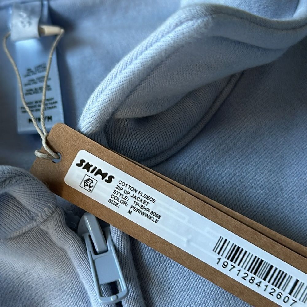 SKIMS Light Blue Long Sleeve Jacket - Picture 8 of 8